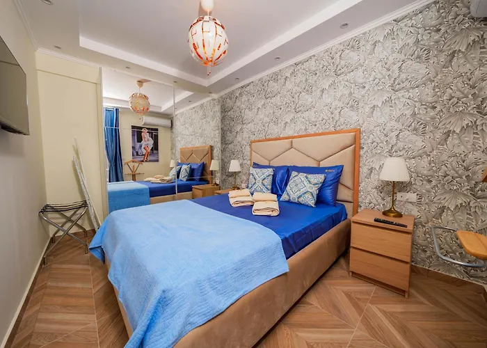 Lux Movie Stars Apartments Perea