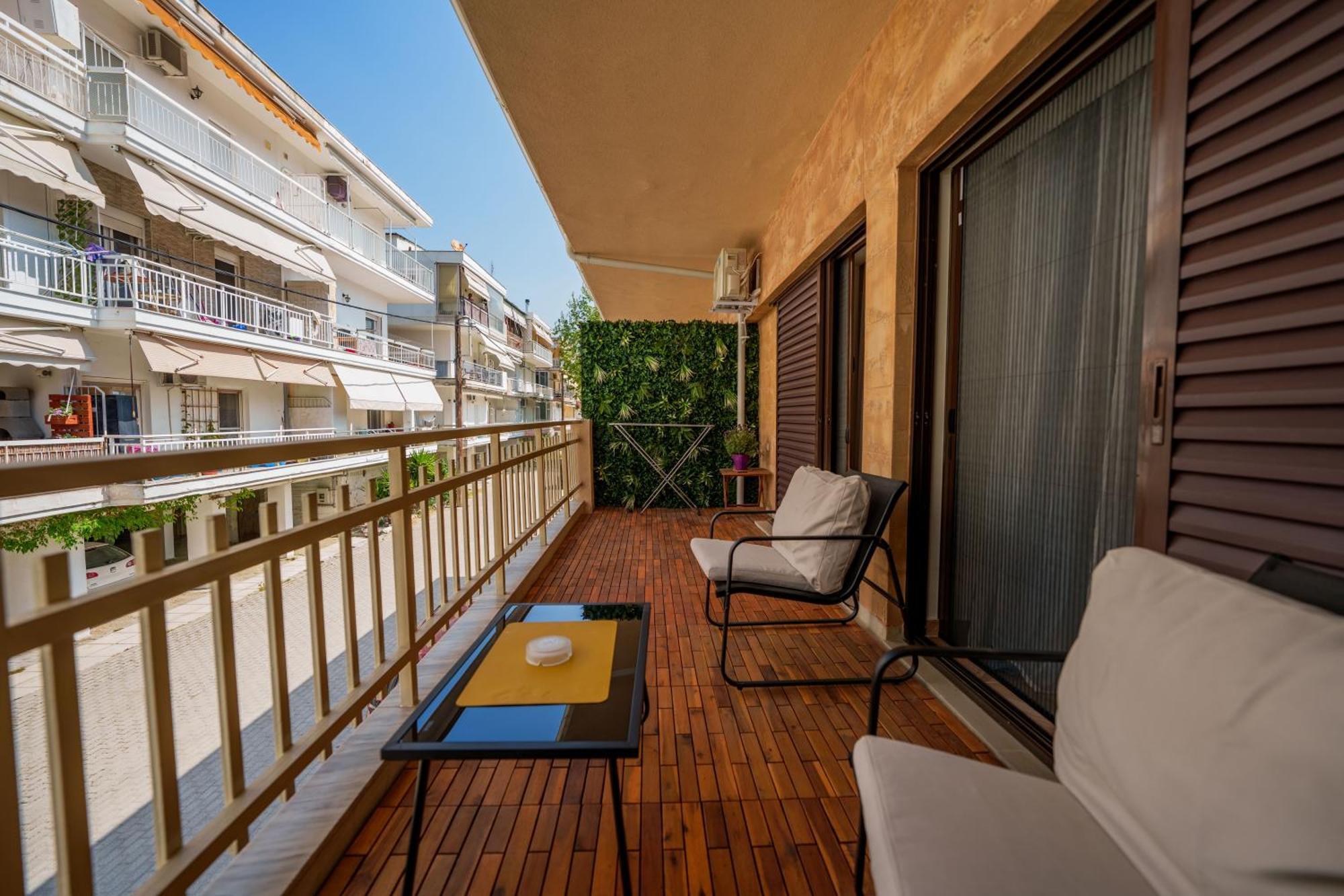Apartment Lux Movie Stars Perea *