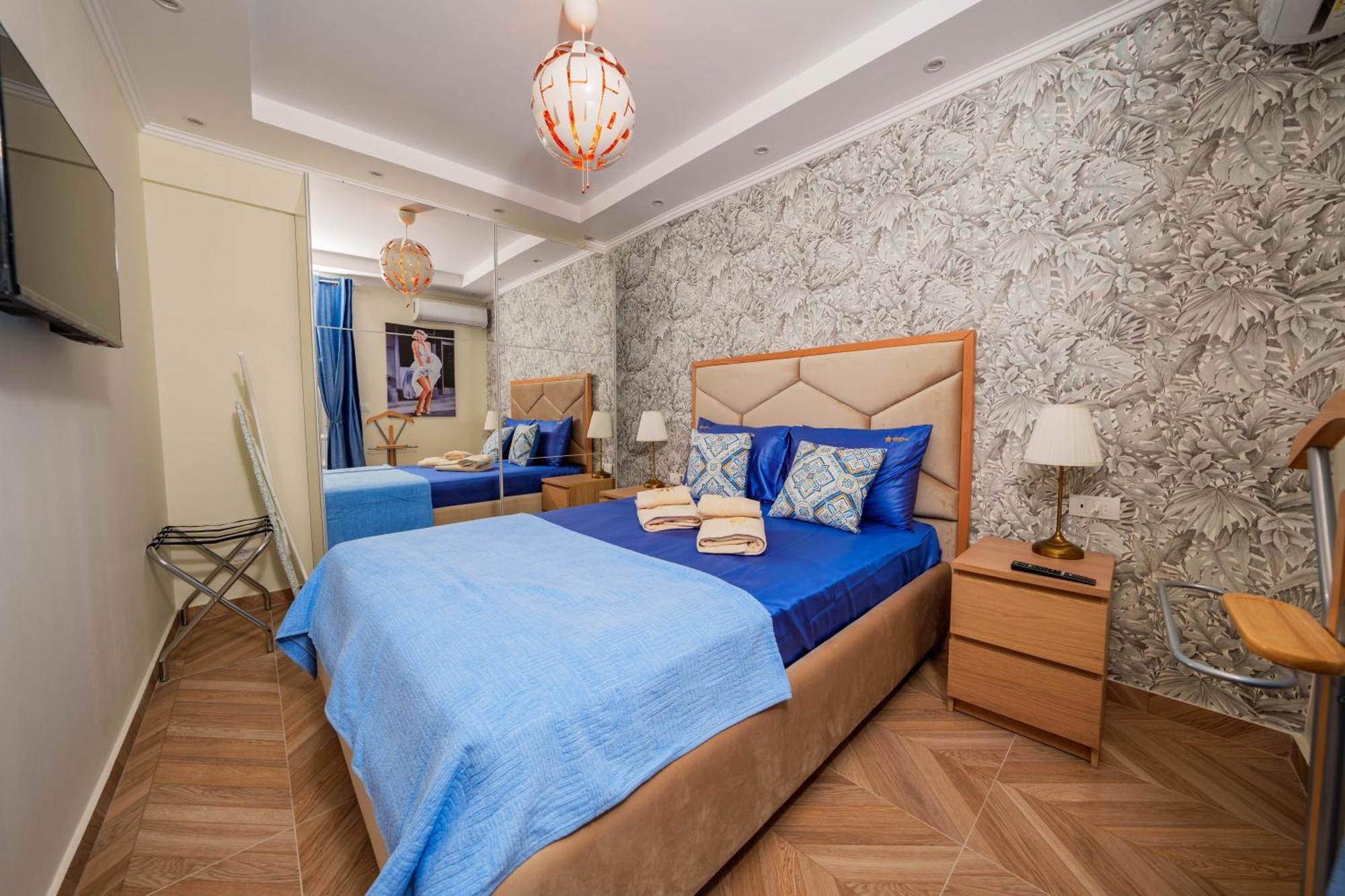 Lux Movie Stars Perea Apartment *
