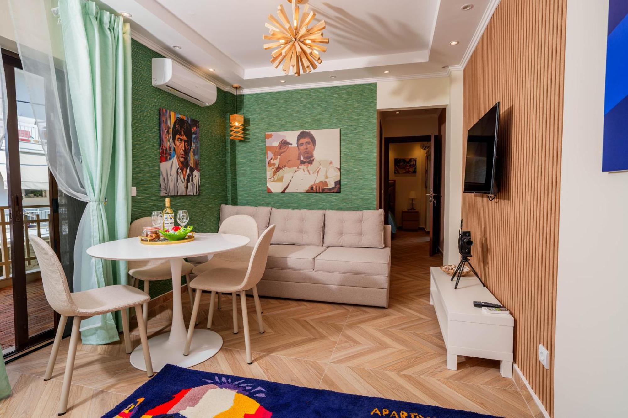 Apartment Lux Movie Stars Perea